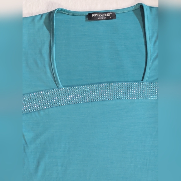 Vintage Stylish Teal Top with Rhinestone Detail - Picture 3 of 8